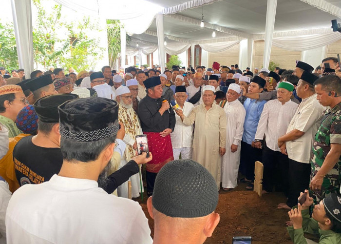 Gubernur HD Lepas Kepergian H. Kms. Abdul Halim Ali, Tokoh Karismatik dan Dermawan Lintas Kalangan