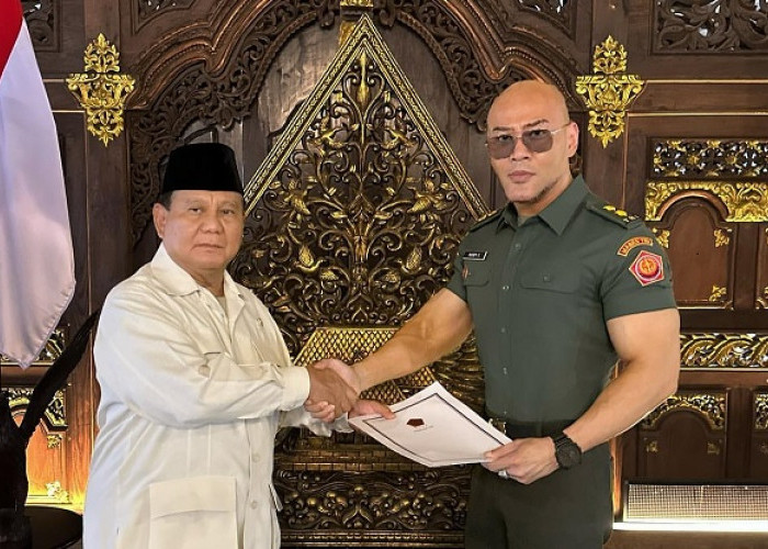 Deddy Corbuzier Terima Pangkat Letnan Kolonel Tituler TNI Angkatan Darat