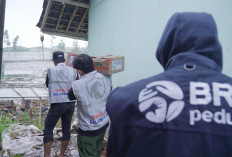 Tanggap Bencana Longsor Cisarua Kabupaten Bandung, BRI Peduli Salurkan Bantuan Bagi Warga Terdampak