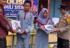 Luar Biasa! Polisi Peduli Siswa, Polsek Merapi Barat Salurkan Bantuan Perlengkapan Sekolah dan Sembako