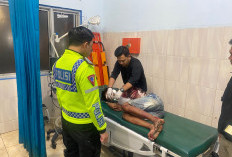 Personel Satlantas Polres Lahat Respons Cepat Tangani Kecelakaan Lalu Lintas di Bandar Agung