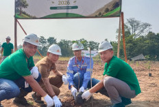 Jaga Kelestarian Lingkungan PT GGB Tanam Pohon Di lokasi Eks Tambang 