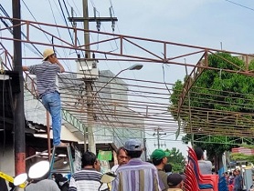 Tubuh Seorang Ibu Terbakar, Meninggal Dunia